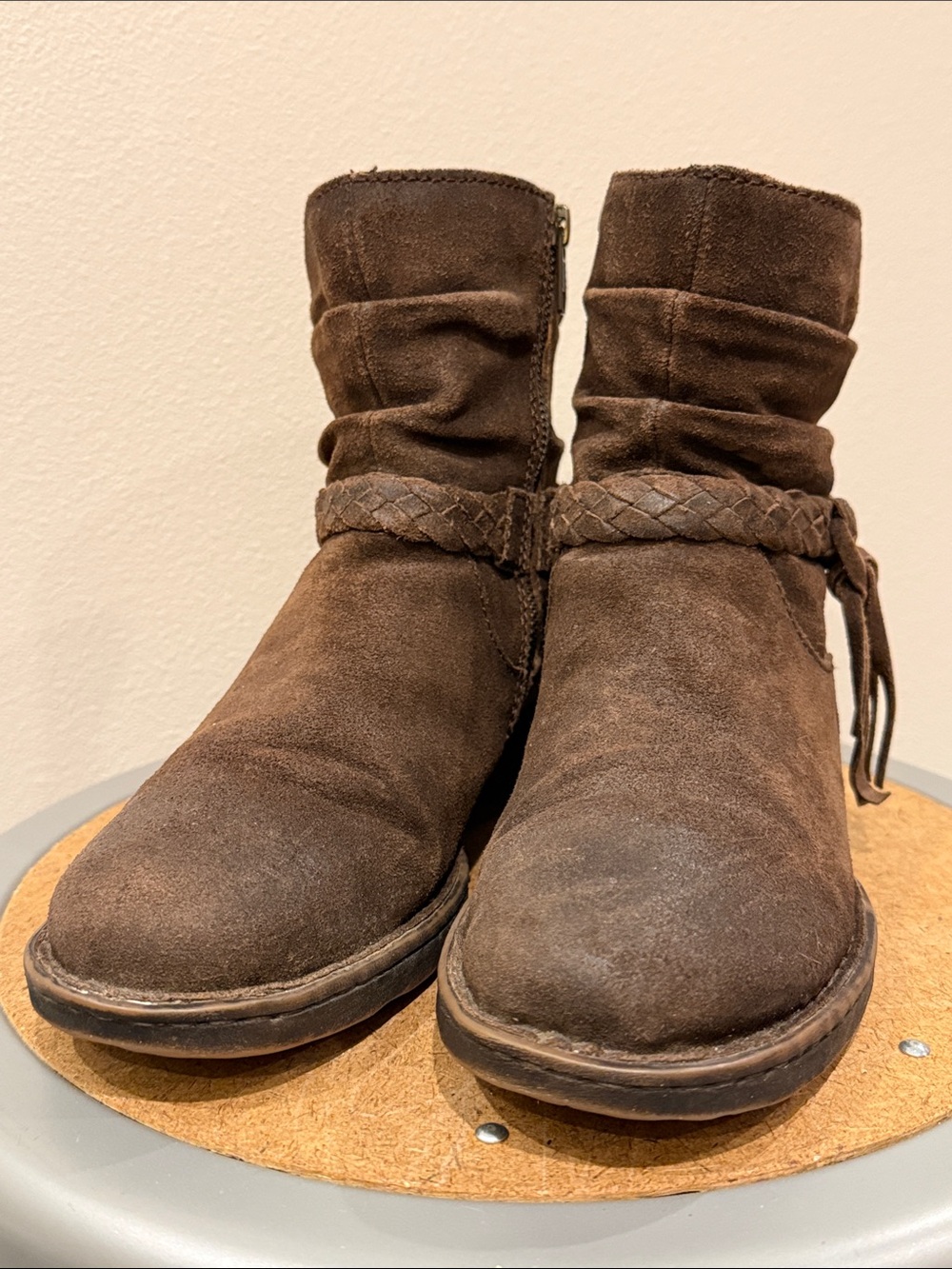 Brown Ouvea Suede Slouch Ankle Boots with Braided Tassel Size 7.5 - Picture 3 of 7